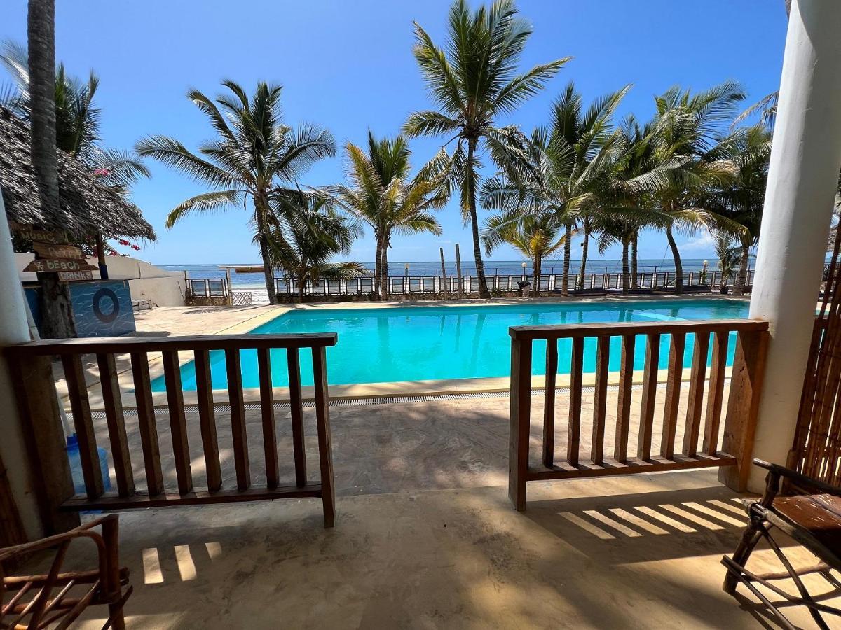 Sky&Sand Zanzibar Beach Resort Pwani Mchangani Exterior foto