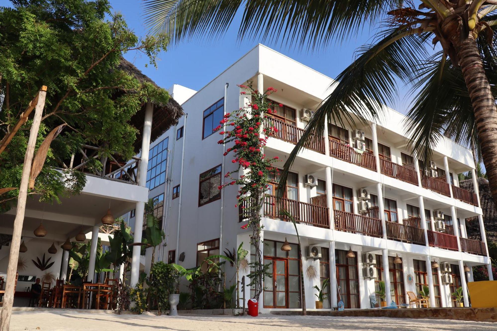 Sky&Sand Zanzibar Beach Resort Pwani Mchangani Exterior foto